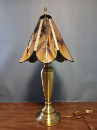 Table lamp