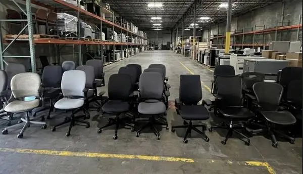 Office Chair- STEELCASE V2 Leap - Gesture Black