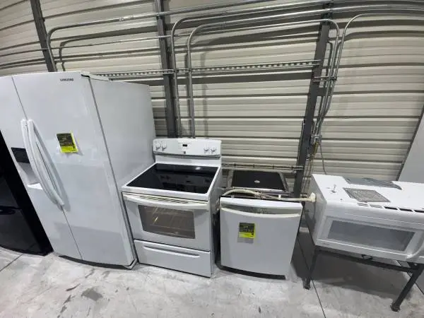 Two years old kitchen appliances set white