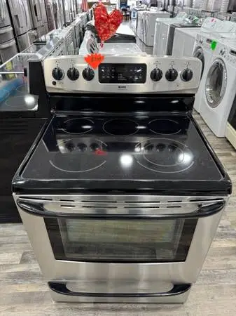 Kenmore 30”W Freestanding Stainless Steel Glasstop Electric Range With Excelle