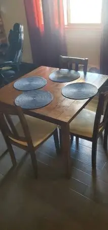 Coffee table and 4 chairs