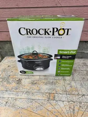 Crock-Pot SCVP550-B 5.5-quart Oval Smart-Pot Programmable Slow Cooker
