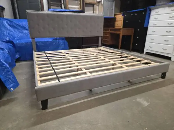Modern Gray Upholstered Tufted King Size Platform Bed Frame