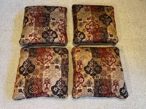 Set of 04- Ashley Furniture throw pillows.