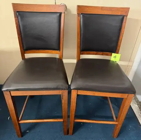 Set of 4 Wooden Barstools