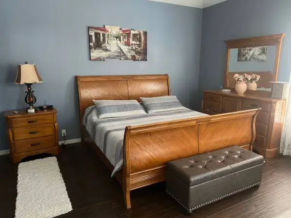 King Bedroom Set