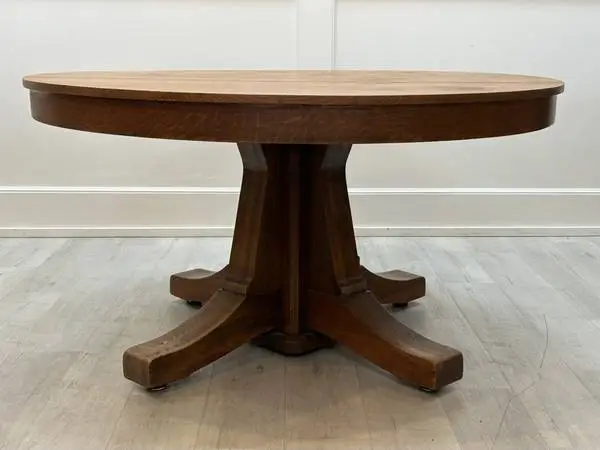 Mission Oak Dining Table Antique Round Table w Pedestal Base