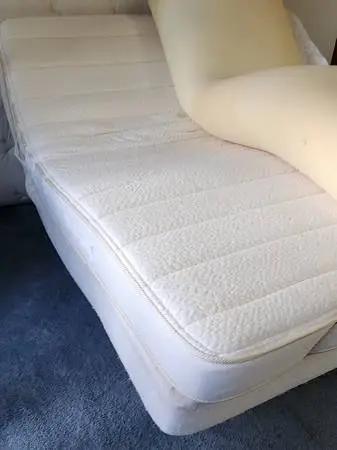 Queen Bed (electric adjustable)