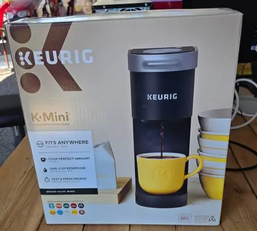 Keurig K-Mini Single Serve K-Cup Pod Coffee Maker Brand New
