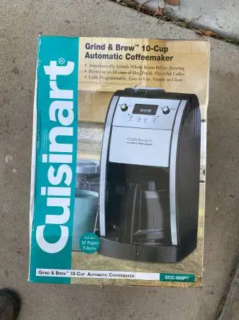 Cuisinart Grind and Brew 10 cup Coffee Maker