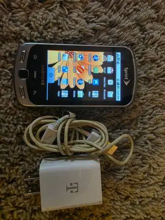 Samsung Moment SPH-M900 - Black (Unlocked)