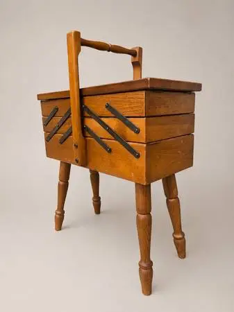 Mid Century Expandable Sewing Box