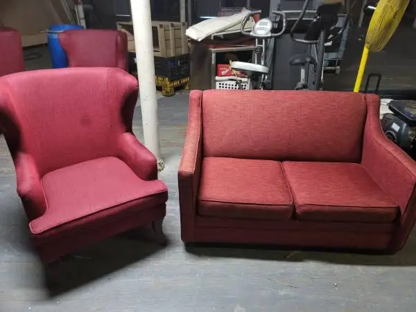 HOTEL STYLE PULL-OUT COUCH AND CHAIR -MANY ARE AVAILABLE!
