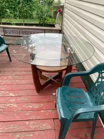Dining Table / Yard Table