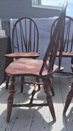 (5) Nichols & Stone Bow Back/Saddle Seat Colonial Windsor Chairs