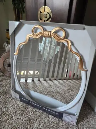 New Bow Mirror