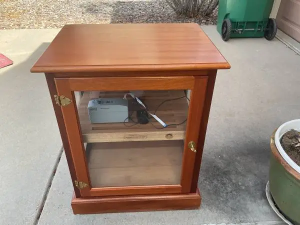 Large cigar humidifier