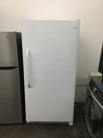 Frigidaire upright freezer 6 ft tall
