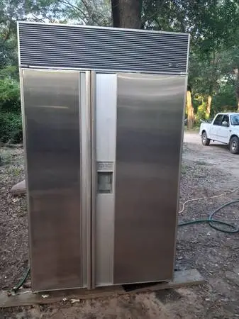 Sub Zero 48 refrigerator/Freezer Model 690/F