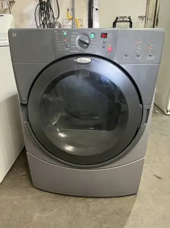 GOOD CONDITION WHIRLPOOL GAS DRYER HEAVY DUTY ALL CYCLES