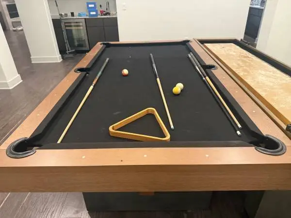 LIKE NEW Barrington Billiards Pool Table FULL SET
