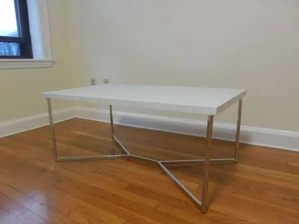 Walker Edison Modern Faux Marble Coffee Table (Chrome Y-Leg)
