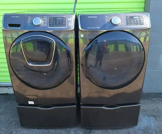 Samsung steam smart front load washer and gas dryer Pedestal included