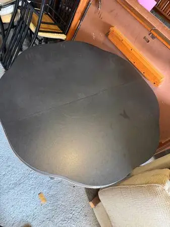 Kitchen Table 4 Heavy Duty Metal Chairs