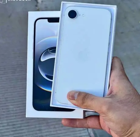 Apple IPhone 16 E Unlocked New