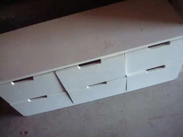 6 drawer low dresser,