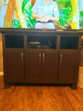 TV / Media stand