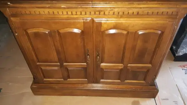 Vintage Ethan Allen Cabinet