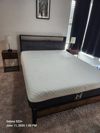 Modern Bedroom Set