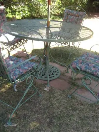 wrought iron patio set