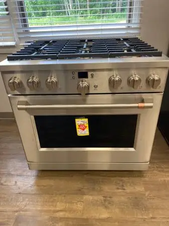 Cafe 36 inch Dual Fuel Stainless Steel 6 burner Professional Range