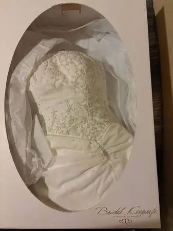 NEW Wedding Dress on Bridal Keepsake Box