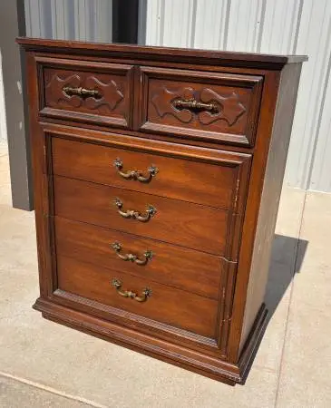 PRICE REDUCED Flawless 5 Drawer Mahogany Chest of Drawers
