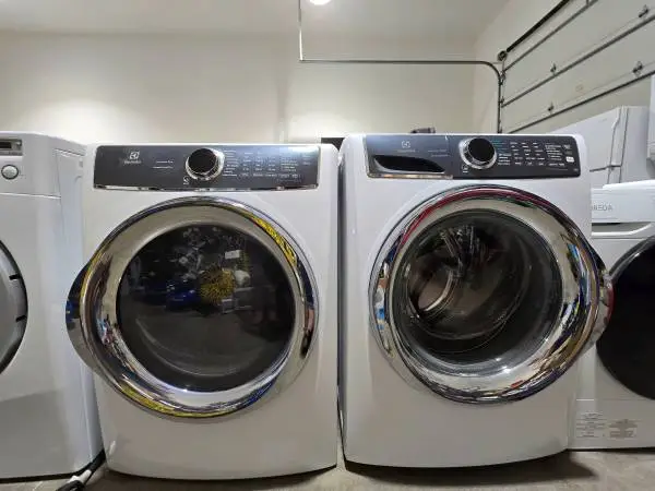 Electrolux Set 3Month Warranty, Free Delivery And Installation