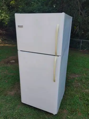 Working Refrigerator