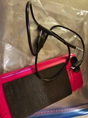 New Mophie Juice Pack battery case, likely iPhone 5, 5s, or SE or?