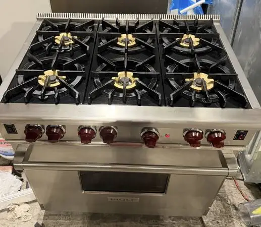 Wolf Stainless Steel 36” Inch Wide Gas Range 6-Burners