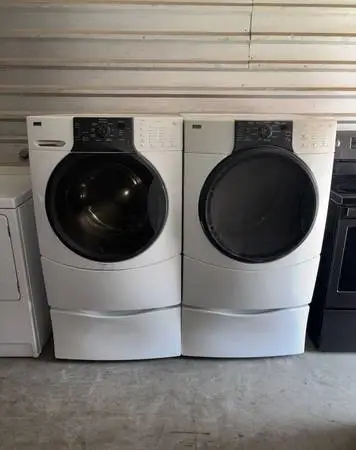White Kenmore Washer And Electric Dryer Matching Set
