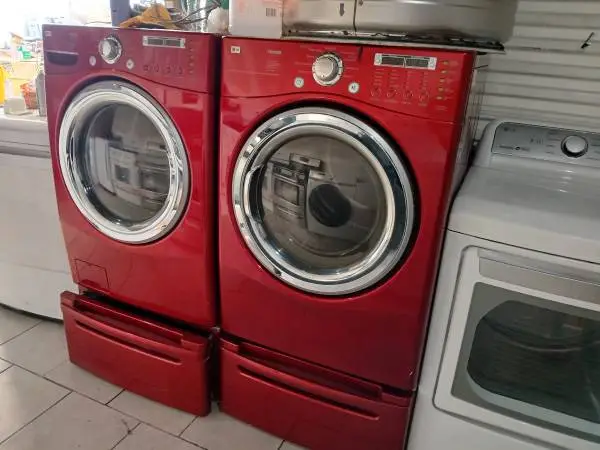 Lg red extra large smart front load washer and gas dryer Pedestal
