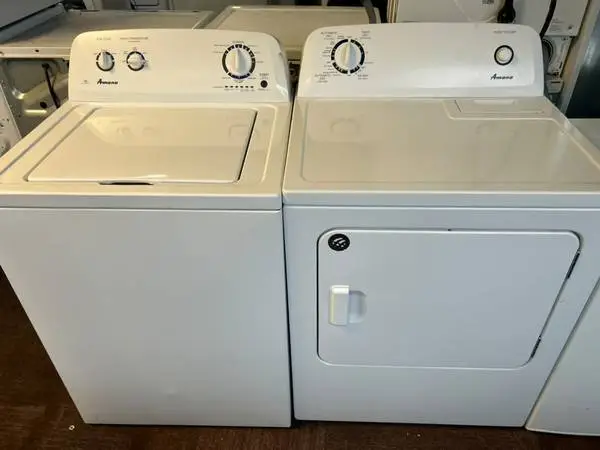 Amana Washing Machine and Dryer Combo Side by Side