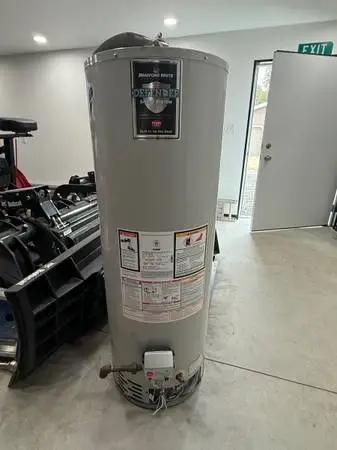 Like New! Bradford White 40 Gal. Gas Water Heater & All Vent Piping!!