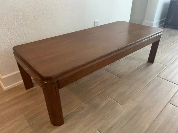 Solid Oak Coffee Table (Very Nice!)