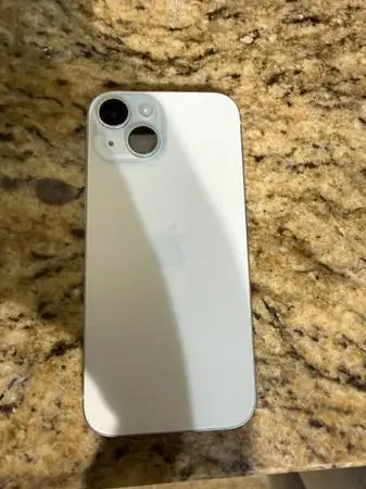 iPhone 15 128gb Blue unlocked