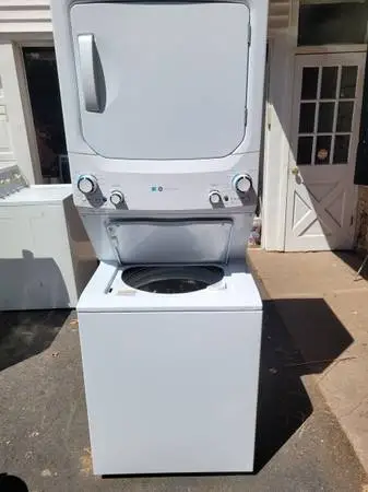 White GE gas stackable unit