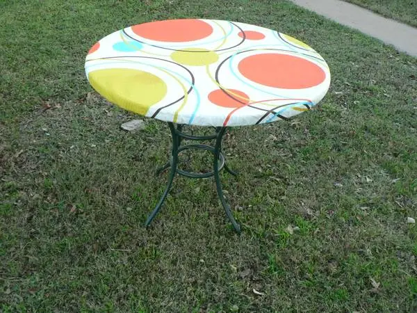 Corian Round Table Top and  Metal Frame Base