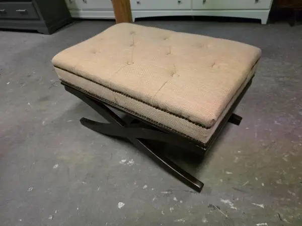 Tufted Fabric Ottoman / Footstool Bench